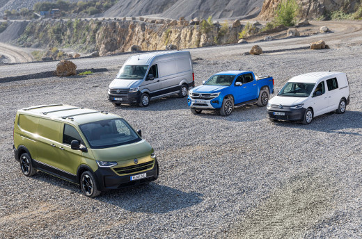 1759875 (a): :5300x3500